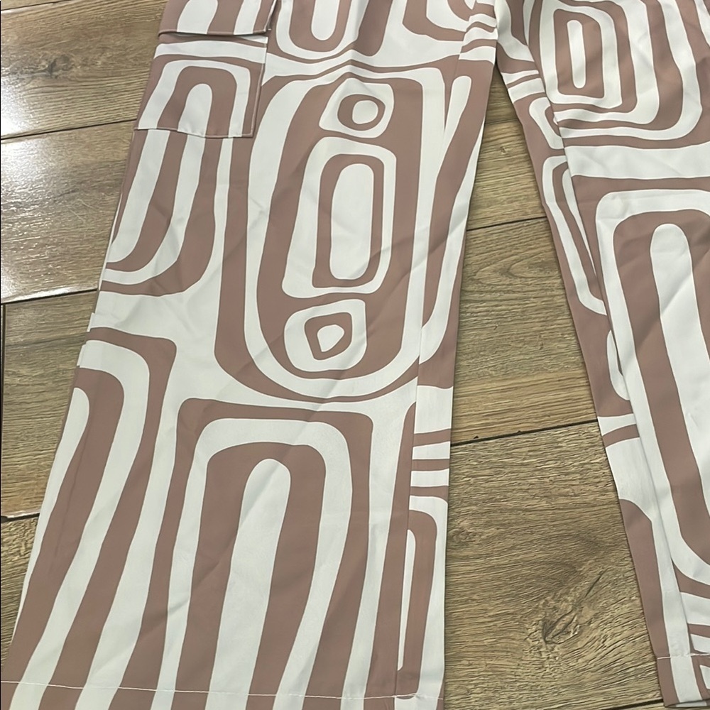Geometric Patterned Women's Pants - image 2